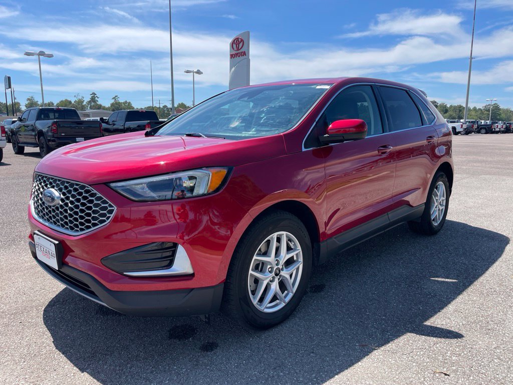 Used 2024 Ford Edge SEL AWD/4WD image 3