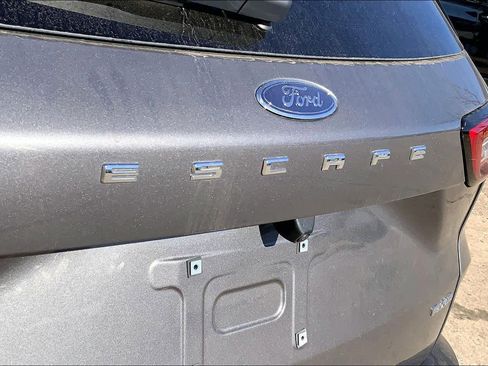 Used 2025 Ford Escape Active image 9