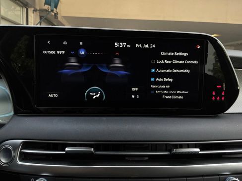Used 2025 Hyundai Palisade SEL FWD image 33