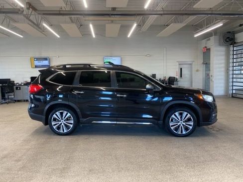 Used 2021 Subaru Ascent Touring w/ Popular Package #2 AWD/4WD image 4