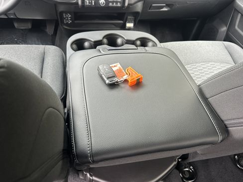 New 2026 RAM 3500 Tradesman AWD/4WD image 33
