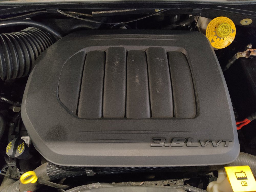 Used 2020 Dodge Grand Caravan SXT w/ Driver Convenience Group FWD image 30