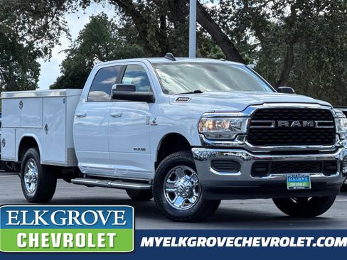 Used 2022 RAM 3500 Big Horn AWD/4WD image 1