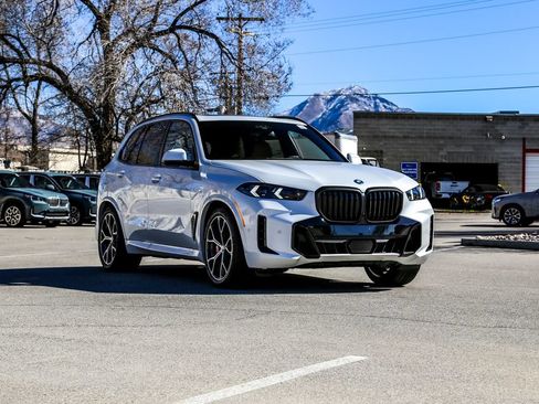 New 2026 BMW X5 xDrive50e w/ Executive Package AWD/4WD image 7