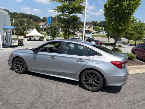 Used 2024 Honda Civic Sport image 8