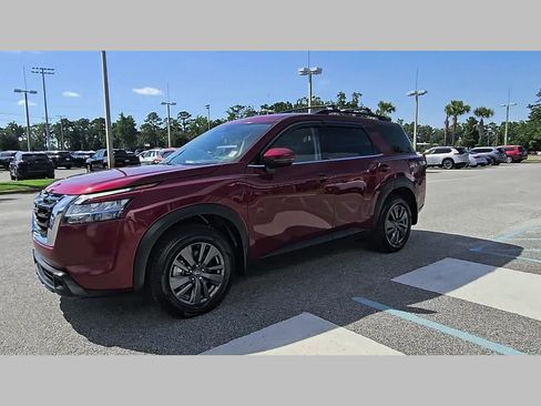 Used 2022 Nissan Pathfinder SV FWD image 24