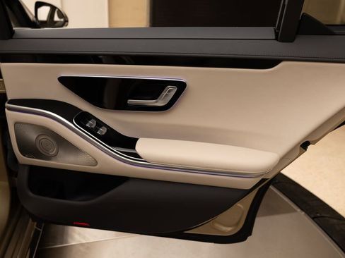 Used 2022 Mercedes-Benz S 500 4MATIC image 23