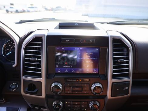 Used 2019 Ford F150 King Ranch image 16