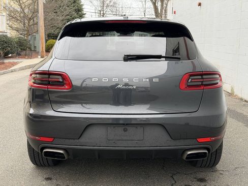 Used 2018 Porsche Macan AWD/4WD image 5