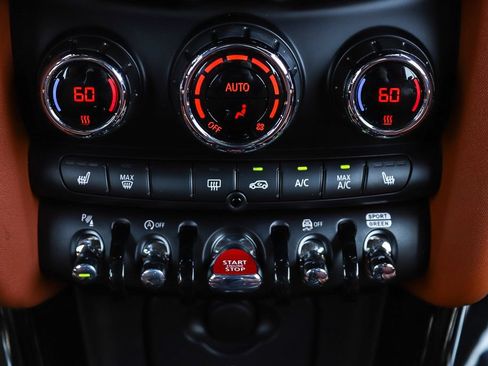 Used 2024 MINI Cooper S FWD image 28