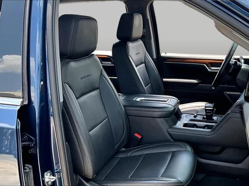 Used 2022 GMC Sierra 1500 Denali AWD/4WD image 9