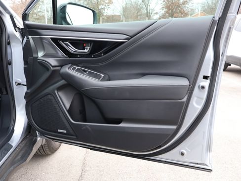 Used 2024 Subaru Outback Limited image 10