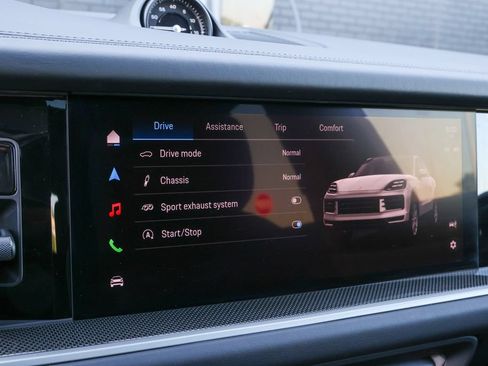 Certified 2026 Porsche Cayenne S AWD/4WD image 29