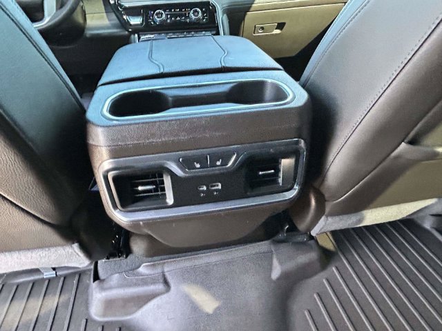 Used 2024 GMC Sierra 1500 Denali AWD/4WD image 16