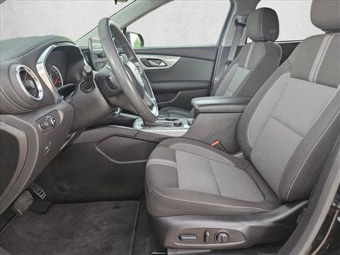 Used 2025 Chevrolet Blazer LT FWD image 15