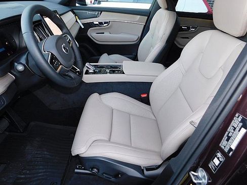 New 2026 Volvo XC90 T8 Ultra w/ Protection Package Premier image 15