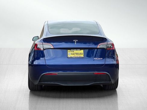 Used 2023 Tesla Model Y Performance AWD/4WD image 6