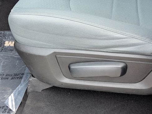 Used 2020 RAM 1500 Tradesman w/ Chrome Plus Package RWD image 20