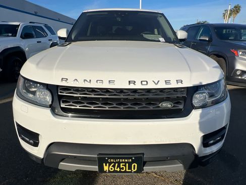 Used 2017 Land Rover Range Rover Sport SE AWD/4WD image 2