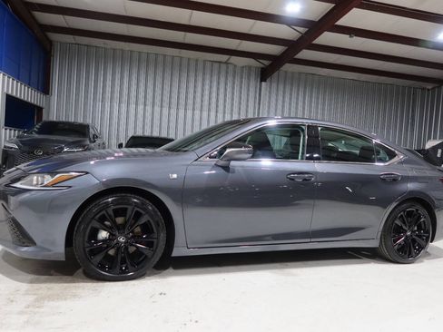 Used 2025 Lexus ES 300h F Sport w/ Accessory Package (Z2) FWD image 1