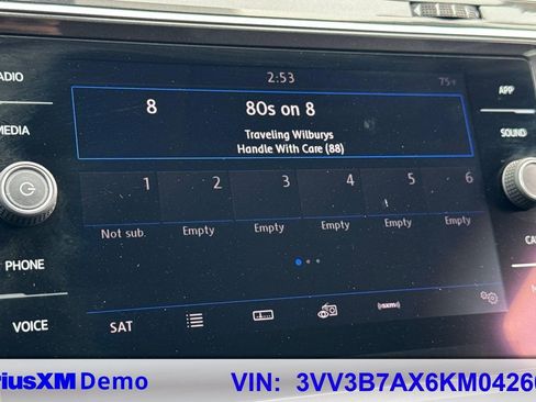 Used 2019 Volkswagen Tiguan SE FWD image 36