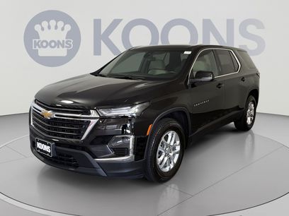 Used 2023 Chevrolet Traverse LS
