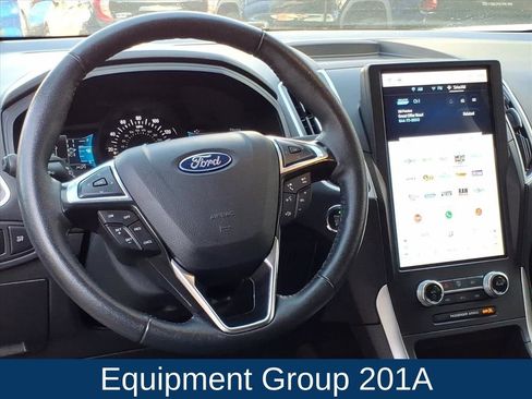 Used 2024 Ford Edge SEL AWD/4WD image 2
