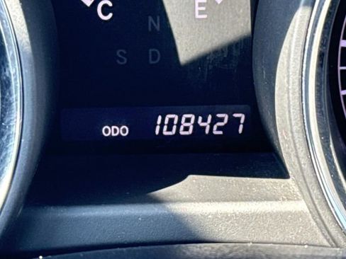 Used 2013 Toyota Highlander SE AWD/4WD image 28