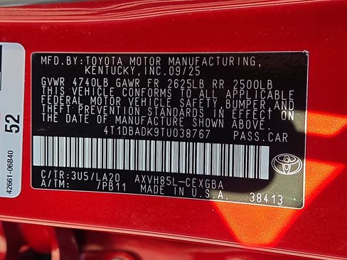 Used 2026 Toyota Camry XLE w/ Premium Package image 28