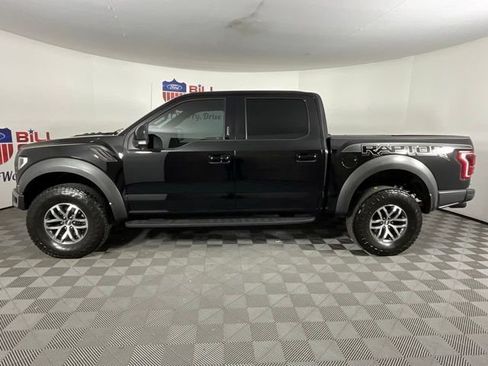 Certified 2017 Ford F150 Raptor w/ Equipment Group 802A Luxury image 6
