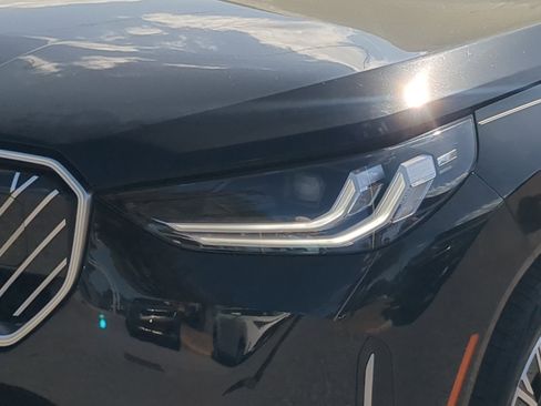 Used 2025 BMW X3 xDrive30i w/ Premium Package image 10