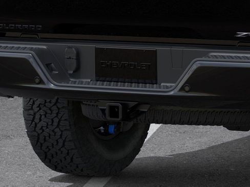 New 2026 Chevrolet Colorado ZR2 w/ Midnight Edition AWD/4WD image 15