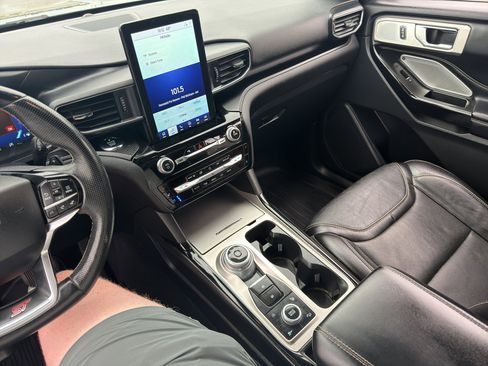 Used 2021 Ford Explorer ST w/ Equipment Group 401A image 10