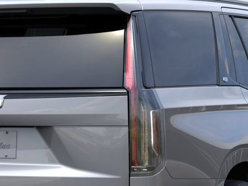 Used 2024 Cadillac Escalade V w/ LPO, ONYX Package AWD/4WD image 11