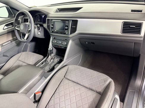 Used 2021 Volkswagen Atlas Cross Sport S image 28