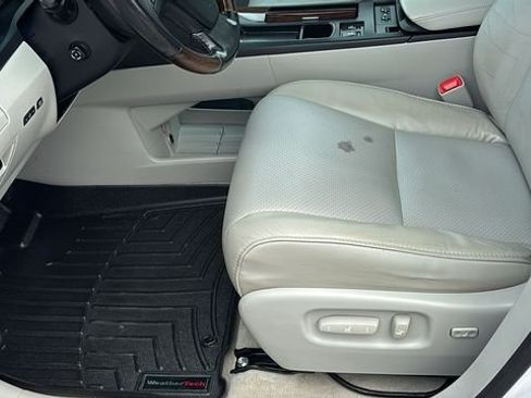 Used 2011 Lexus RX 350 AWD w/ Premium Pkg image 24