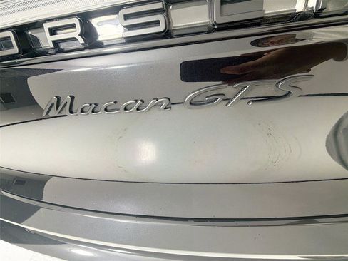 Certified 2023 Porsche Macan GTS image 29