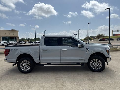 Used 2024 Ford F150 Lariat w/ Equipment Group 502A High AWD/4WD image 17