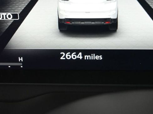 Used 2024 Nissan Rogue SL image 15