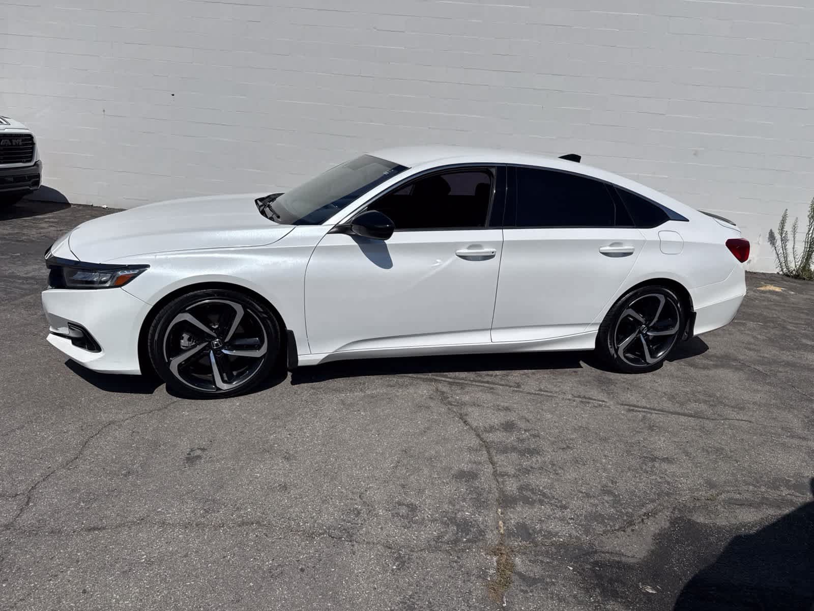 Used 2022 Honda Accord Sport image 23