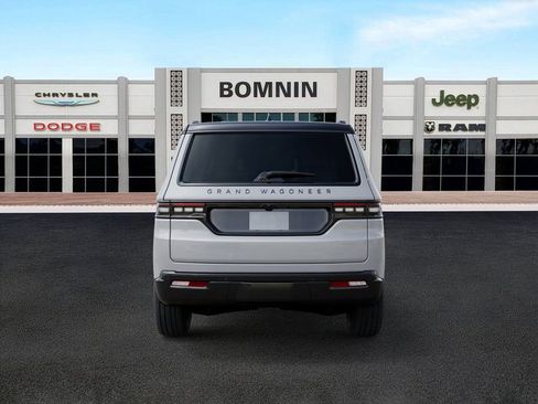 New 2025 Jeep Grand Wagoneer Series III image 7