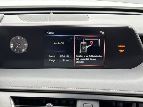 Used 2019 Lexus UX 250h image 19