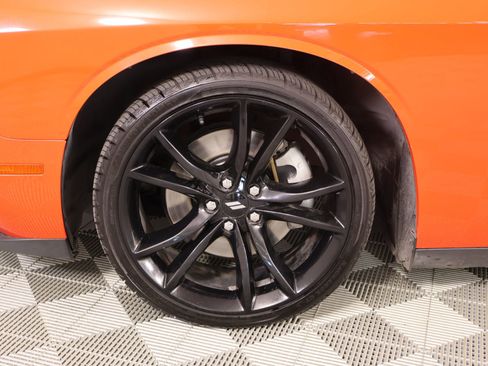 Used 2018 Dodge Challenger SXT Plus RWD image 17