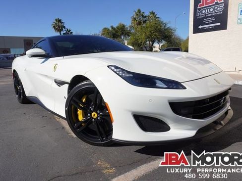 Used 2019 Ferrari Portofino image 23