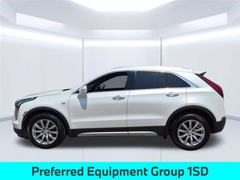 Used 2023 Cadillac XT4 Premium Luxury w/ Driver Assist Package FWD image 2