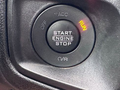 Used 2024 Jeep Wrangler Sport image 26