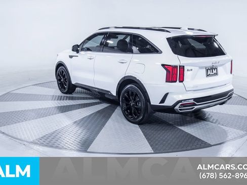 Used 2023 Kia Sorento SX FWD image 7