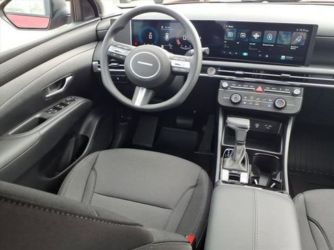 New 2026 Hyundai Tucson SE image 4