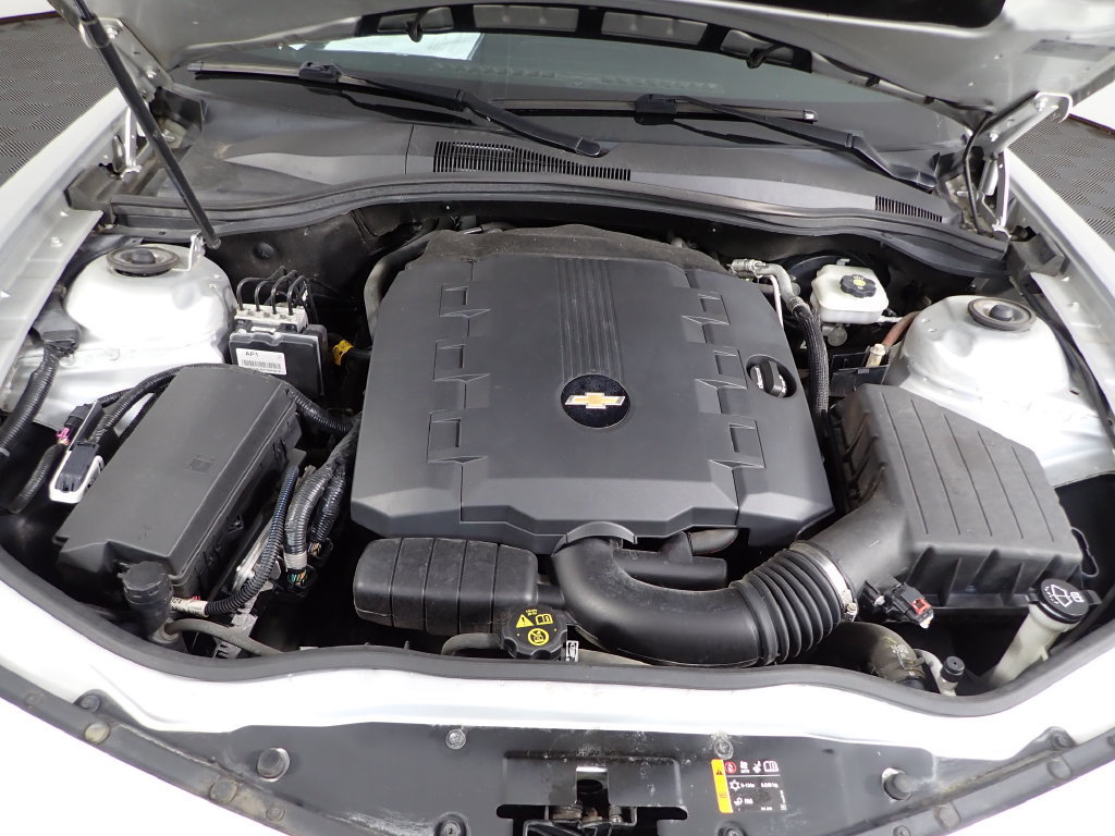 Used 2015 Chevrolet Camaro LT w/ RS Package RWD image 33