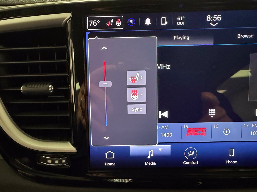 Used 2024 Chrysler Pacifica Touring-L FWD image 28